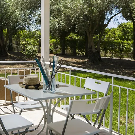 Cypress Garden Hotel 3*