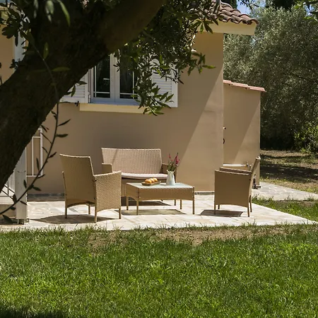 Cypress Garden 3* Mousata