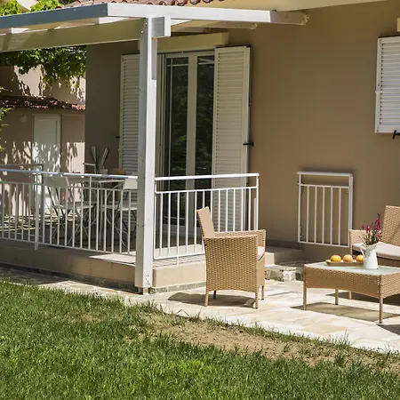 Cypress Garden Hotell