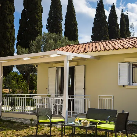 Cypress Garden Отель 3*